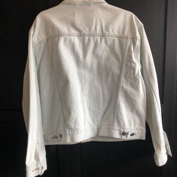 Levi's Ex Boyfriend Trucker Jean Jacket - Picture 5 of 12